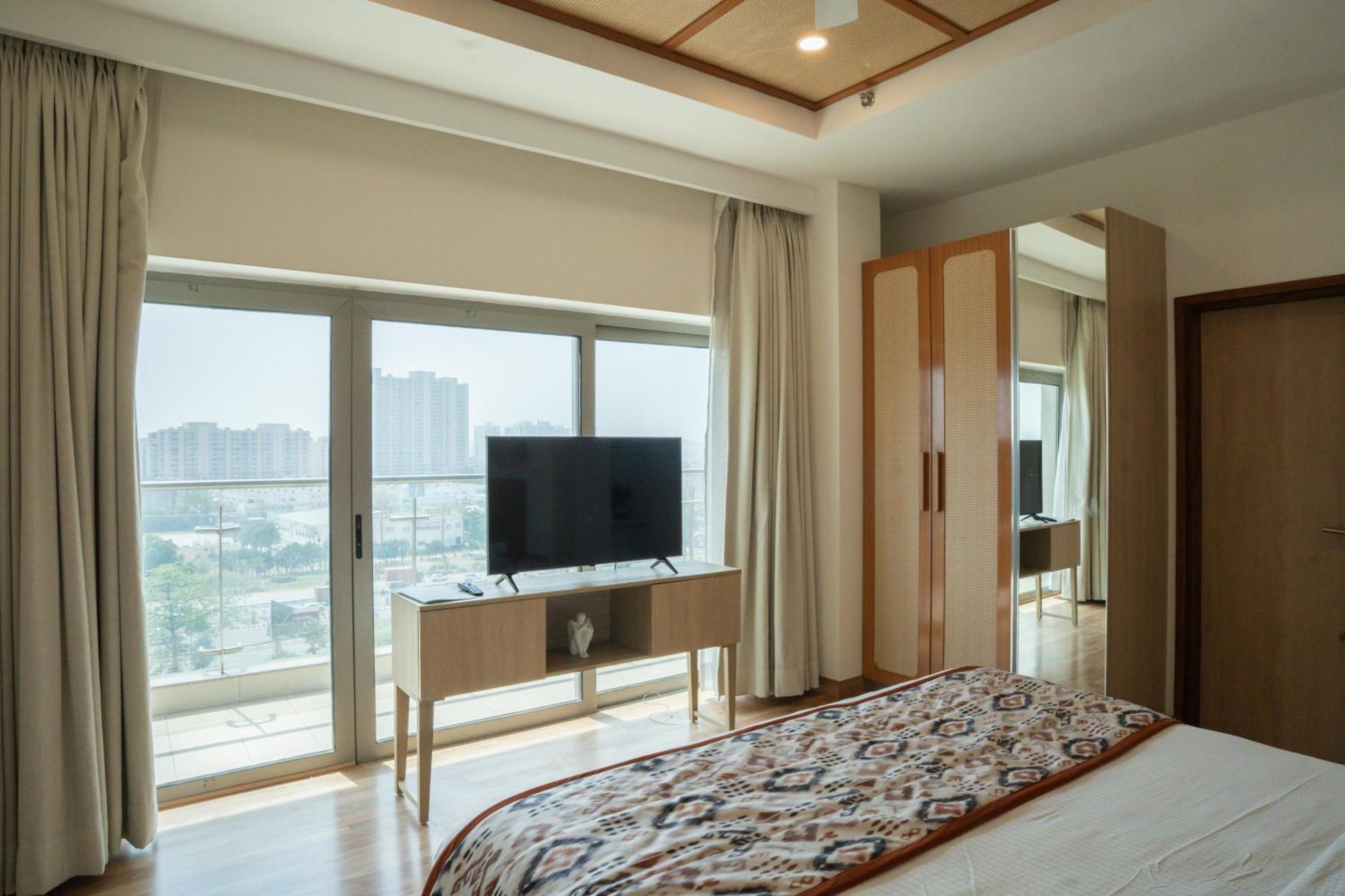גורגאון Ar Suites Klj Square מראה חיצוני תמונה